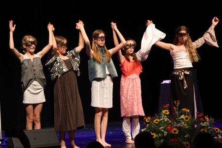 ZLATE PETICE 99z21 FOTO LJUBO VUKELIČ